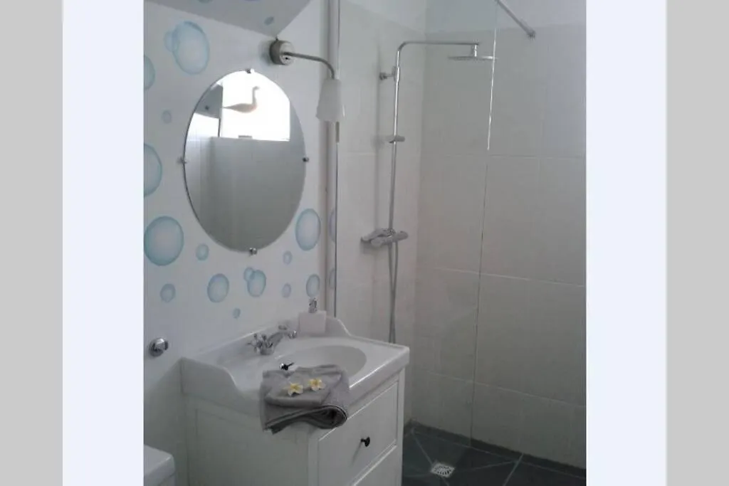 Ticase Soleil - F2 Tout Confort, Terrasse, Jardin Privatif, Didier Fort-de-France