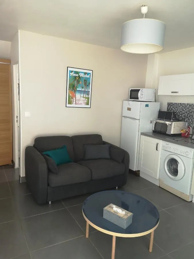 Ticase Soleil - F2 Tout Confort, Terrasse, Jardin Privatif, Didier Martinica